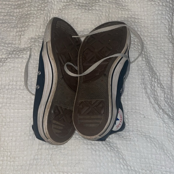 Converse - Picture 3 of 3